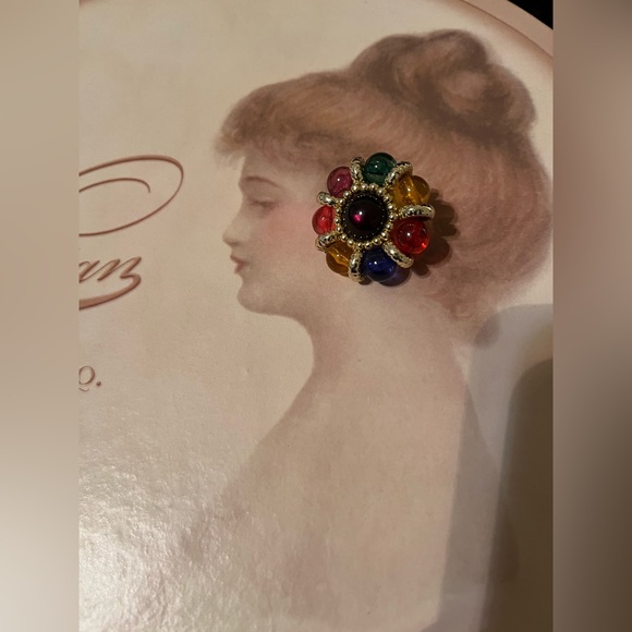 Jewelry - Elegant Multicolor Gemstone Ring